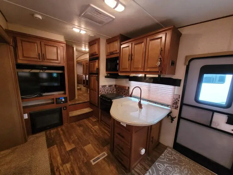 2015 Forest River Surveyor