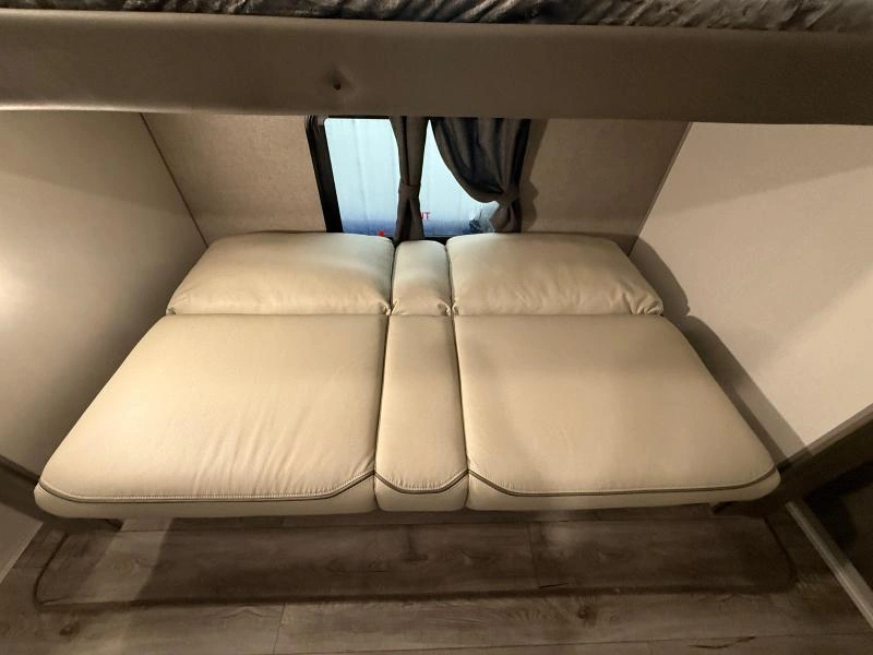2026 Coachmen Catalina 323bhdsckl alt