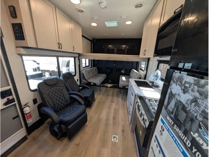 Jayco Seismic 214 2027 alt