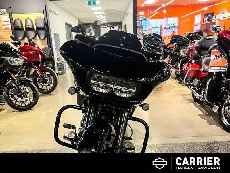 2017 Harley-Davidson Moto Harley-Davidson FLTRXS 2017 thumbnail 30