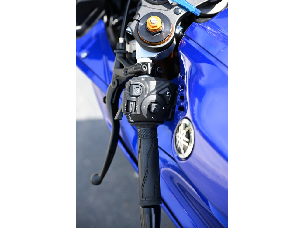 2026 Yamaha Yzf-r7 alt