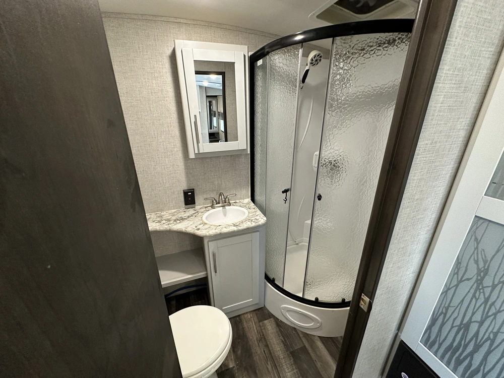 Keystone Rv Bullet 22rbp 2019 alt