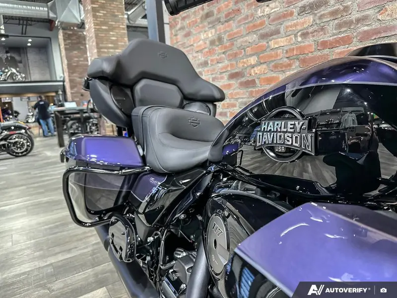 2026 Harley-Davidson Street Glide Limited thumbnail 18