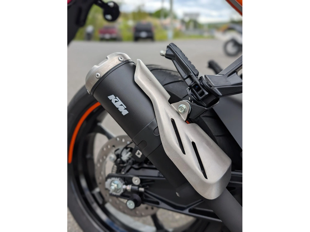 Ktm Rc 390 Rc390 🎯 Moto Sport 210km Ninja 400 R3 Cbr500r Lightweight Performance Presque Neuve 🟢 2023 alt