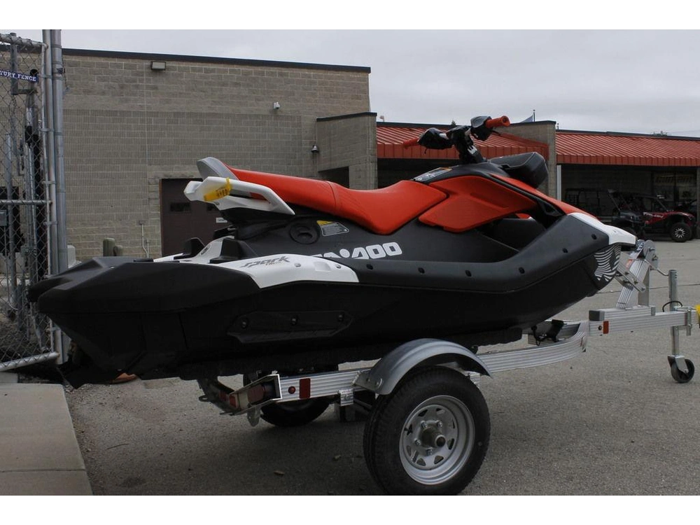 2026 Sea-doo Spark™trixx For 3 Rotax® 900 Ace™ - 90 Ibr And Audio alt