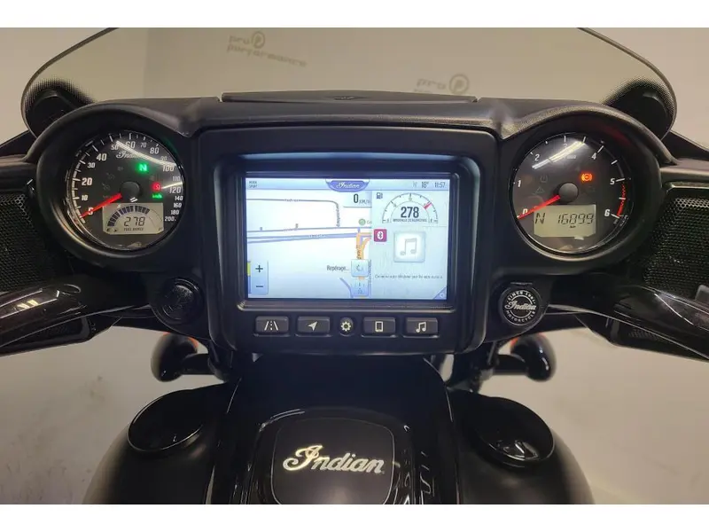 2023 Indian Motorcycle CHIEFTAIN DARK HORSE thumbnail 14