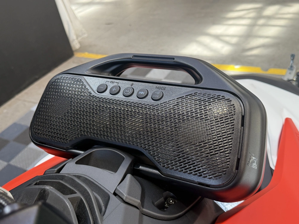 2026 Sea-doo Spark™trixx For 3 Rotax® 900 Ace™ - 90 Ibr And Audio alt