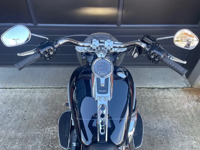 2026 Harley-Davidson FLFB - Fat Boy® thumbnail 12