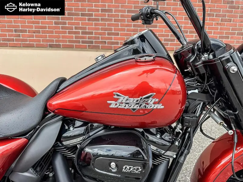 2025 Harley-Davidson FLRT - Freewheeler® thumbnail 9