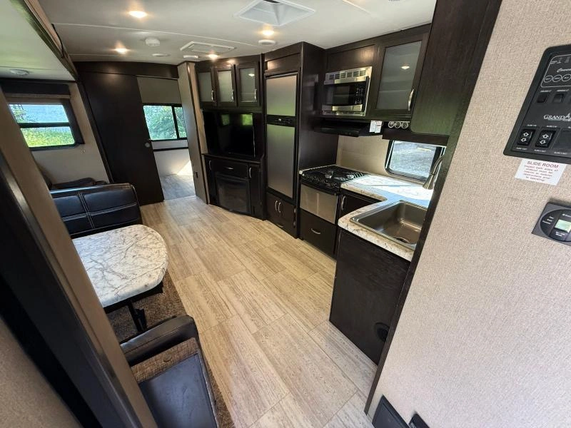Grand Design Imagine 3150bh 2017 alt
