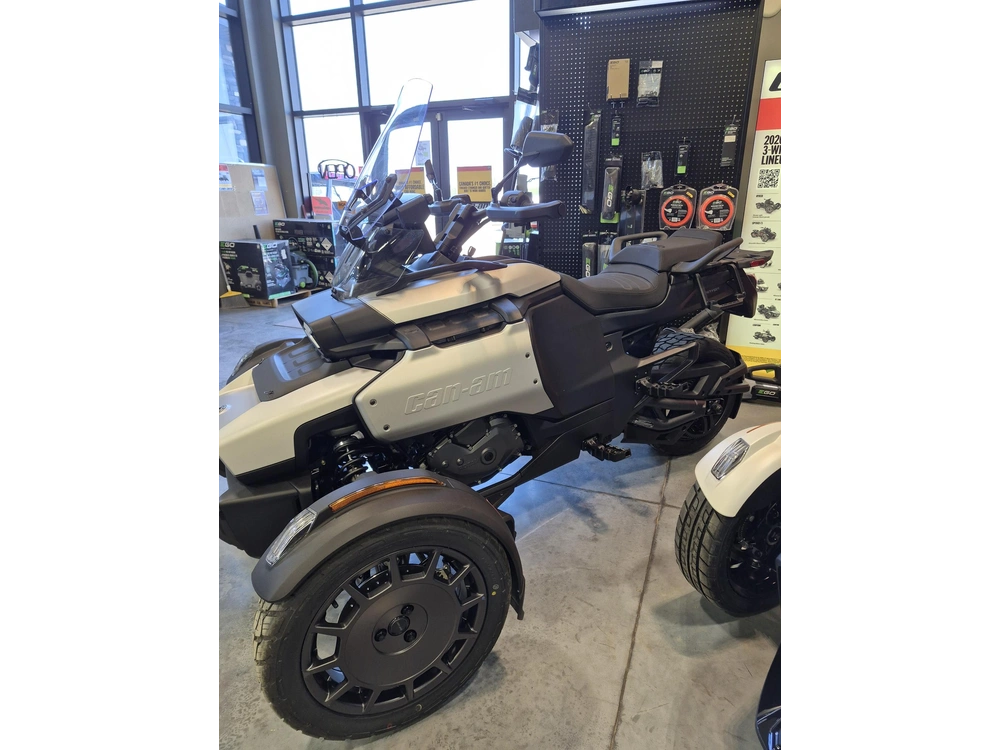 2026 Can-am Canyon Standard Sterling Silver Satin alt