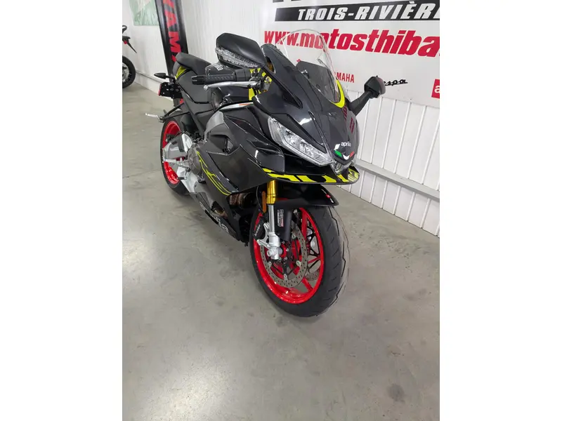 2026 Aprilia RS 660 thumbnail 3