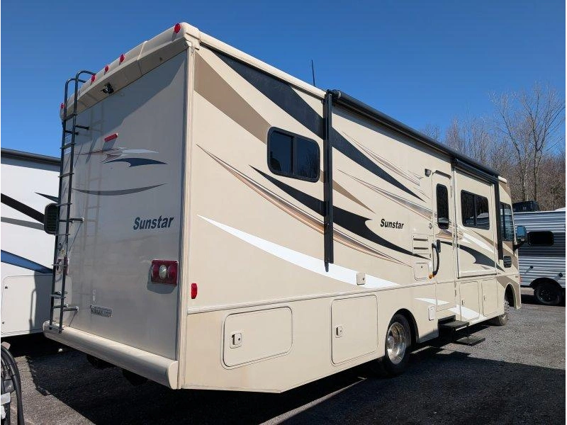 Itasca Sunstar Lx 30t 2016 alt