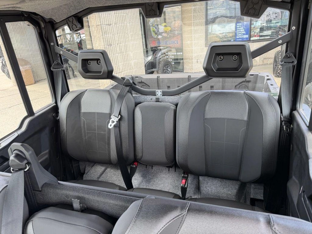 2026 Can-am Defender Max Xt Cab Hd11 With 10.25 In.display alt
