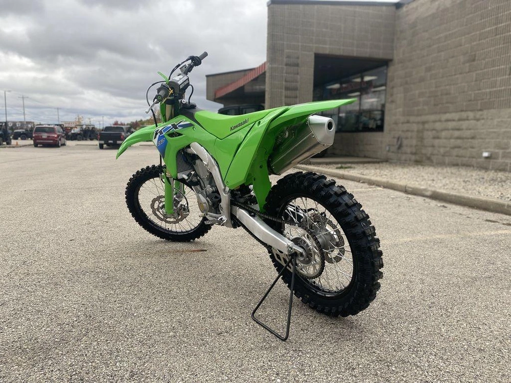 2026 Kawasaki Kx™450 alt