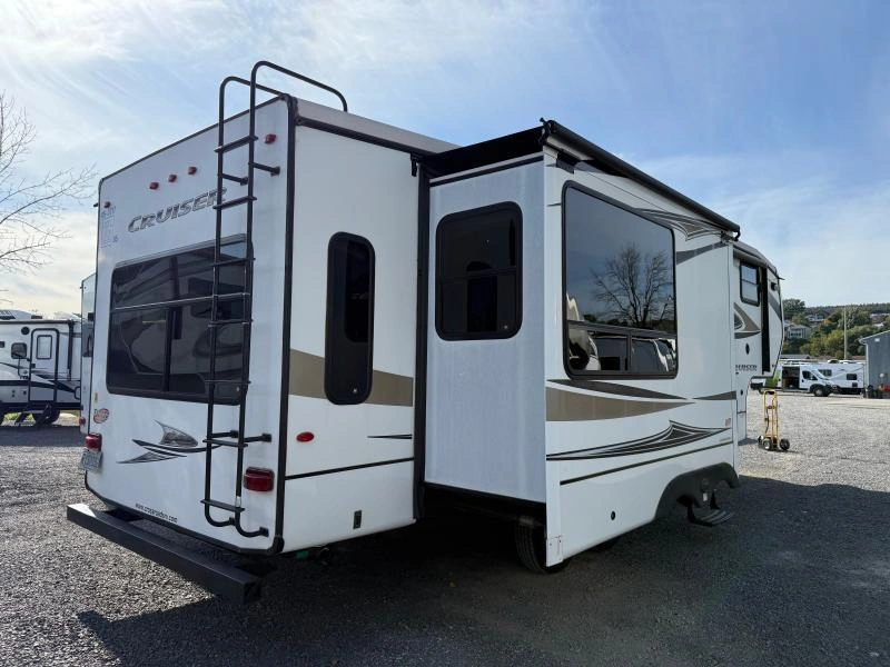 Crossroads Cruiser 30es 2012 alt