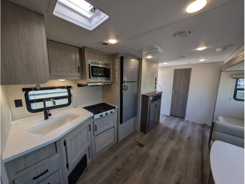 Coachmen Catalina 281qbunk 2026 alt