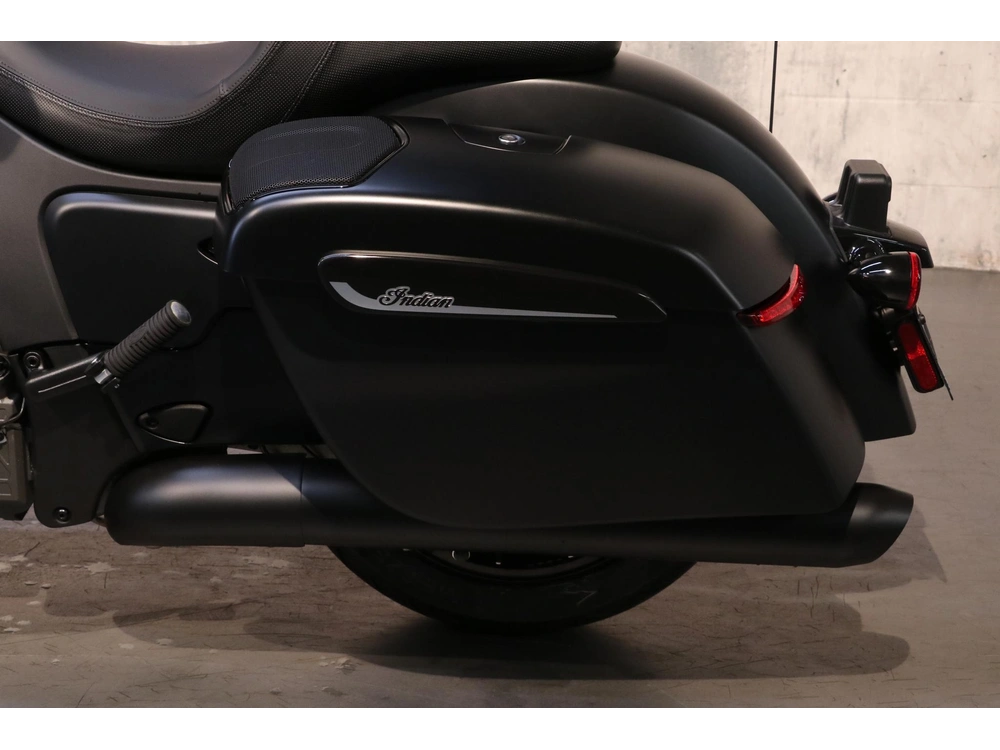 2026 Indian Motorcycle Challenger Dark Horse +112 & Audio alt