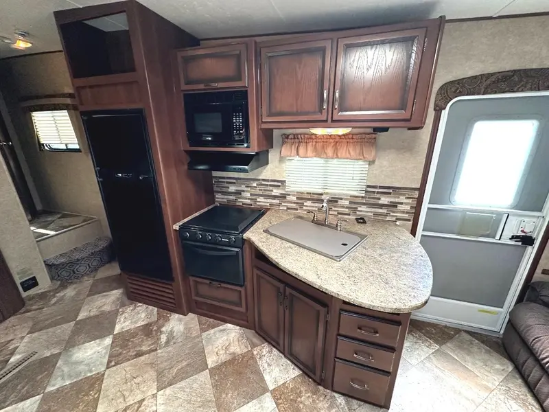 2015 Crossroads RV RFZ27CK FW-REZERVE thumbnail 16