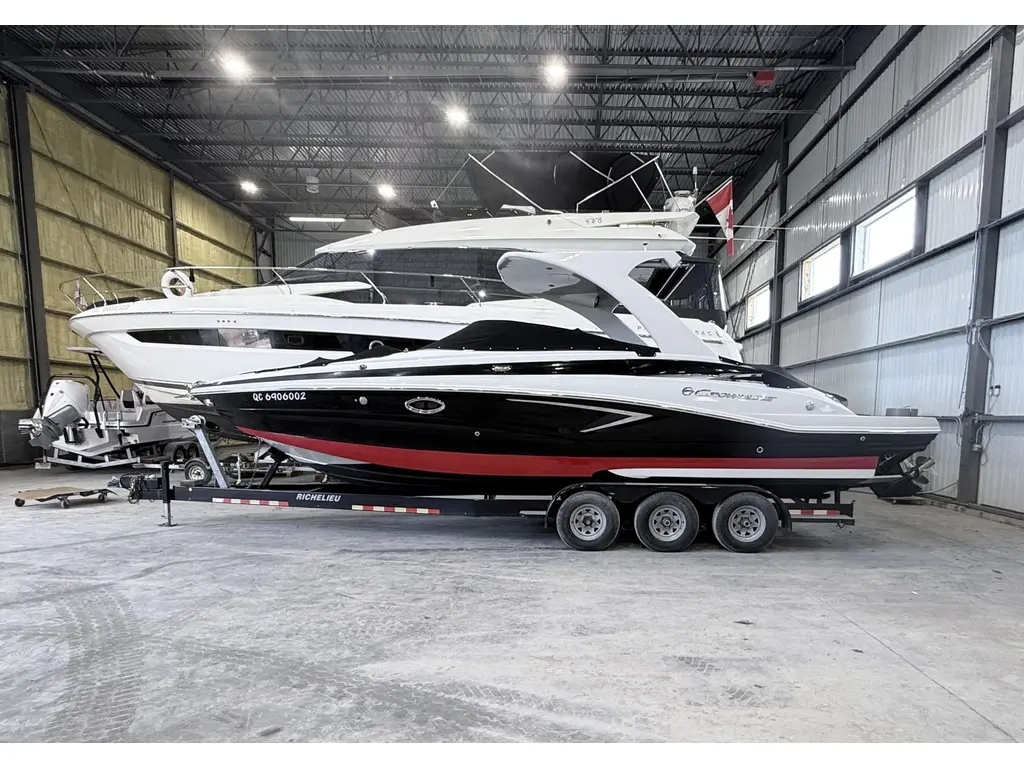 2018 Crownline E30 