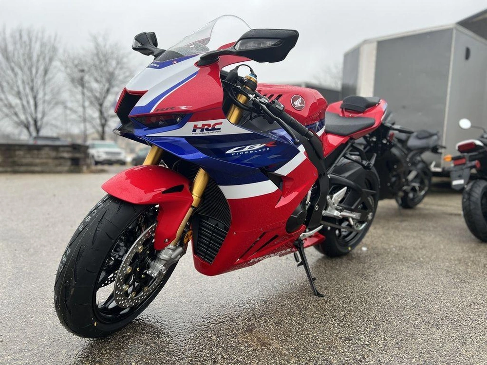 2026 Honda Cbr1000rr-r Fireblade Sp alt