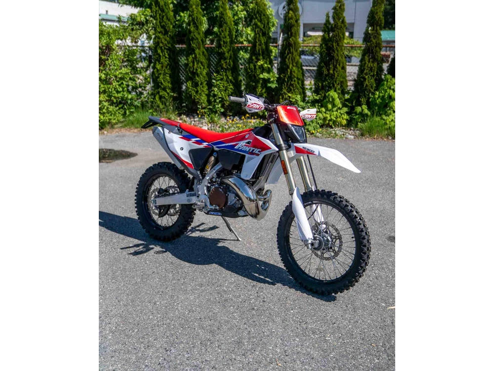 2027 Fantic Xe 300 alt
