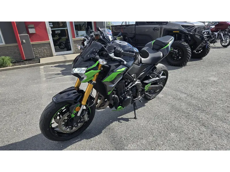 2023 Kawasaki Z900 SE thumbnail 6