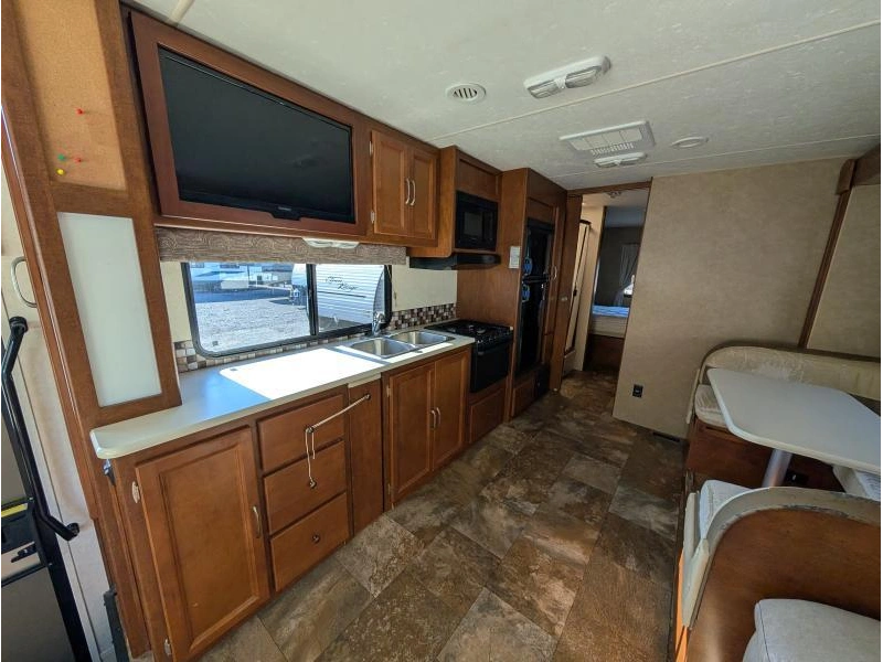 Coachmen Pursuit 31db 2014 alt
