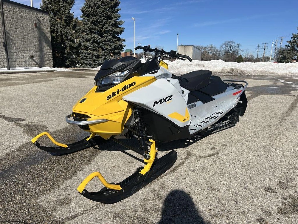 2025 Ski-doo Mxz® Neo® 600 Efi - 40 120 Cobra 1.0 alt