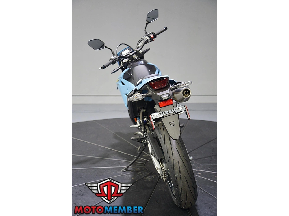 2025 Suzuki Dr-z4sm alt