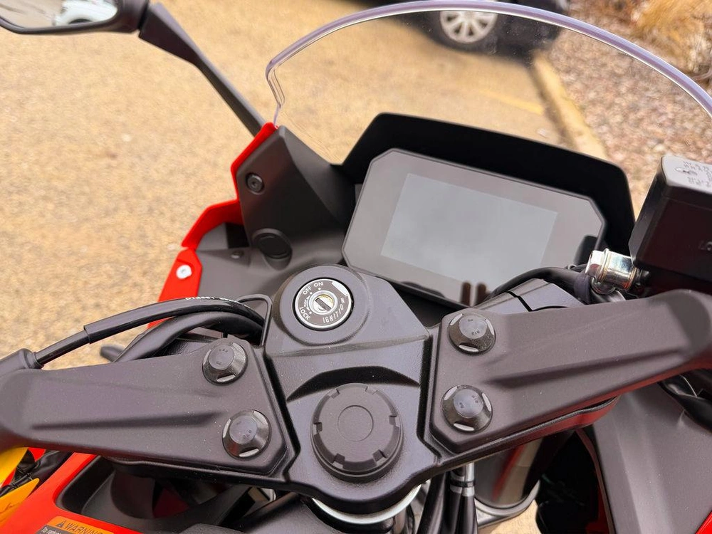 2026 Suzuki Gsx-8r alt