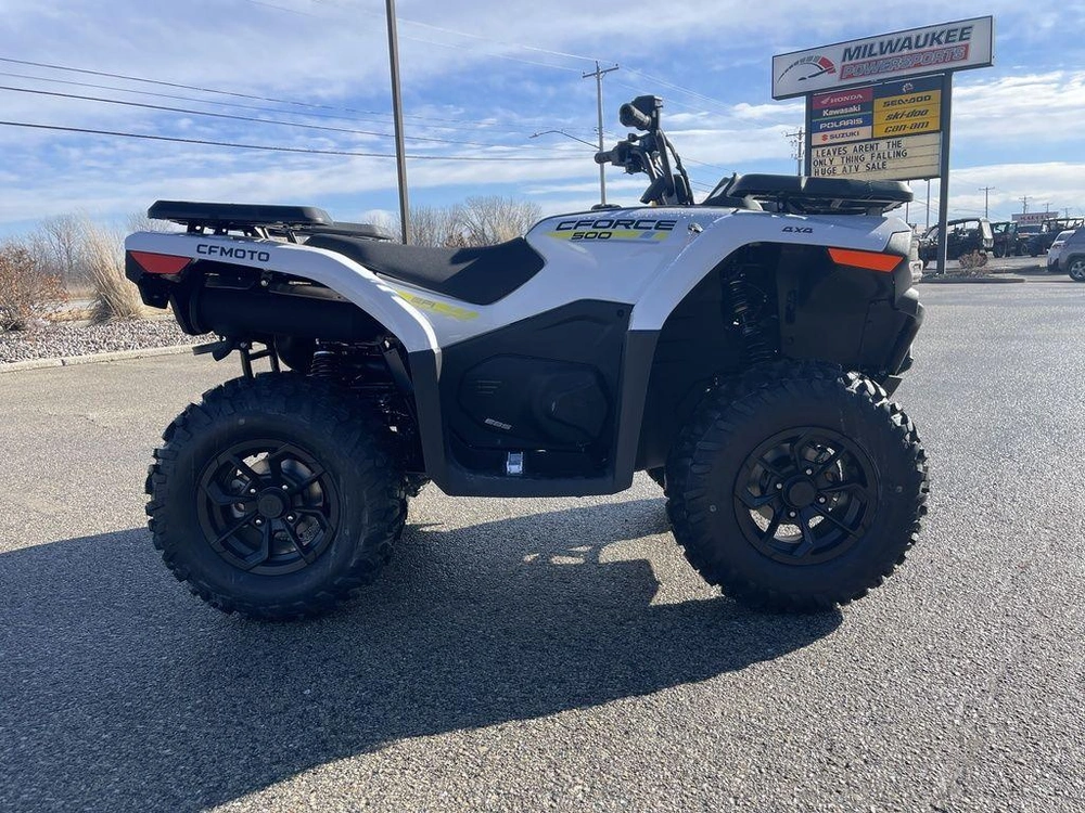2026 Cfmoto Cforce 500 alt