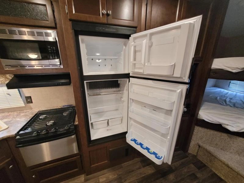 Keystone Rv Hideout 295bh 2017 alt