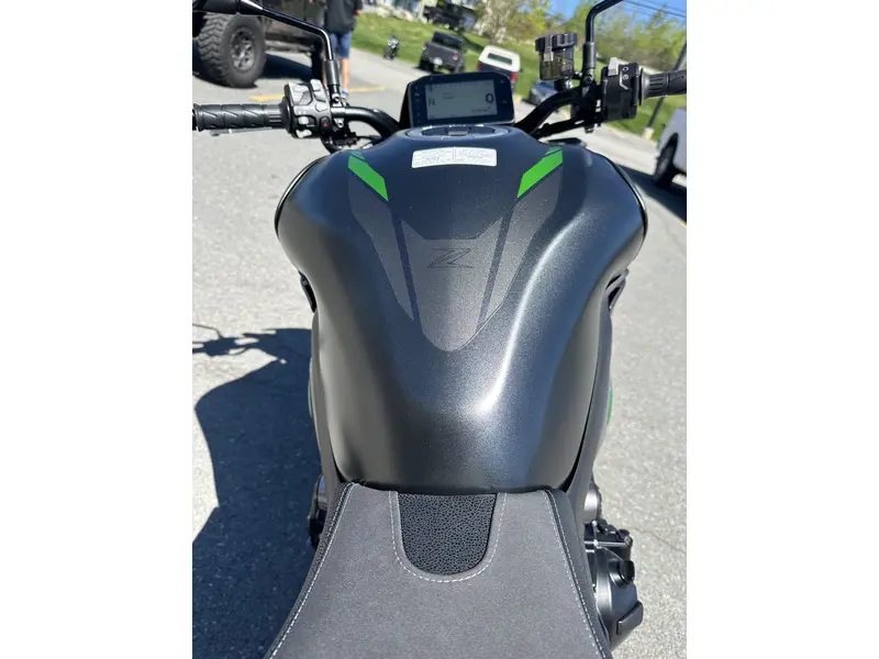2026 Kawasaki Z900 SE thumbnail 13