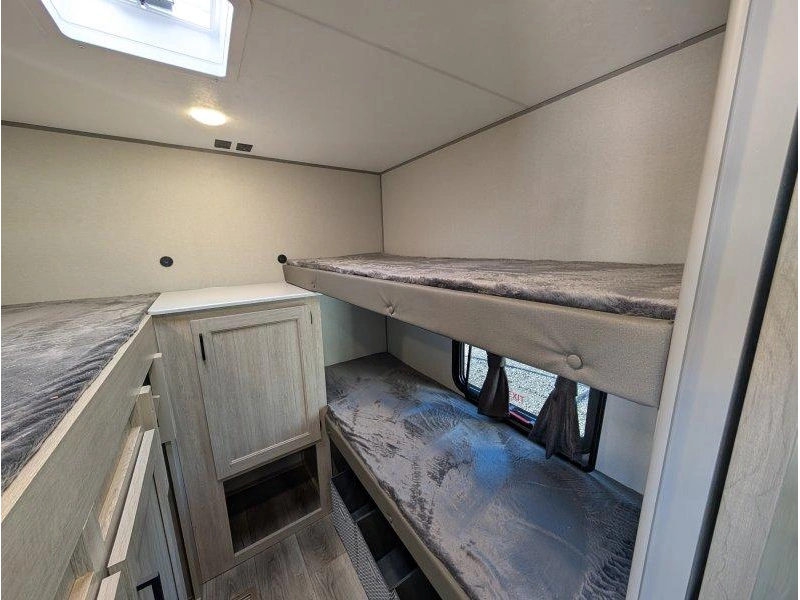 Coachmen Catalina 281qbunk 2026 alt