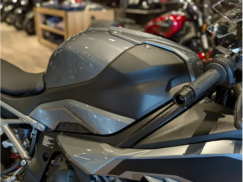2026 BMW S 1000 RR // Bluestone Metallic w/ Engine, Axle & Clutch Guards thumbnail 7