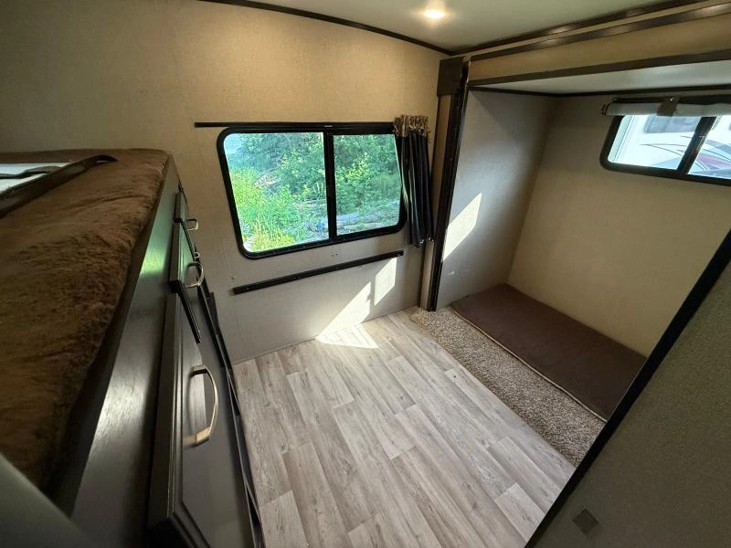 Grand Design Imagine 3150bh 2017 alt