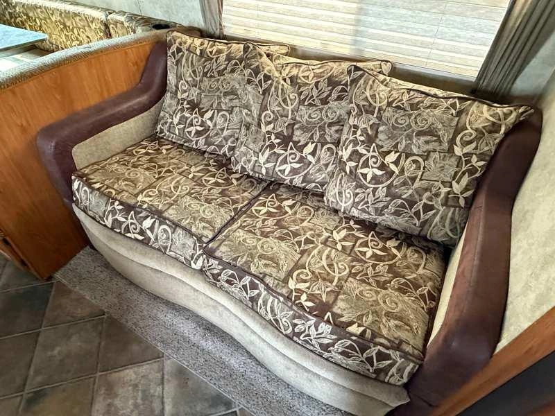 2012 Keystone Rv Sprinter 311bhs alt