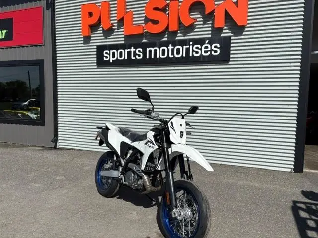 Suzuki DR-Z4 SM  2025