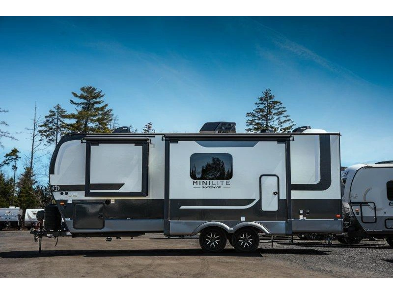Forest River Rockwood Mini Lite 2511s 2026 alt