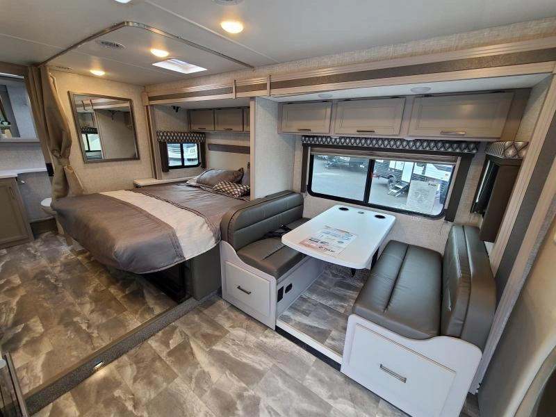 Thor Motor Coach Echelon Lc25 2023 alt
