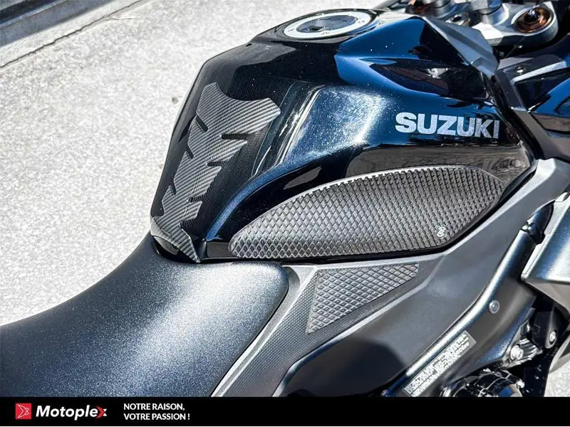2024 Suzuki GSX-S1000GT thumbnail 6