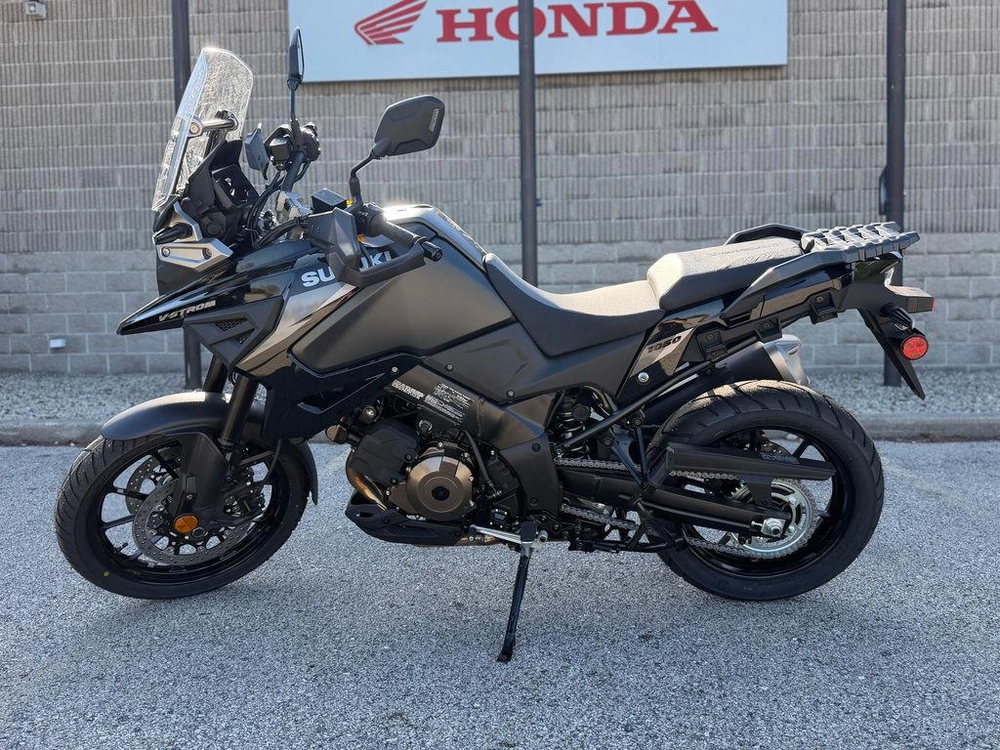 2026 Suzuki V-strom 1050 alt