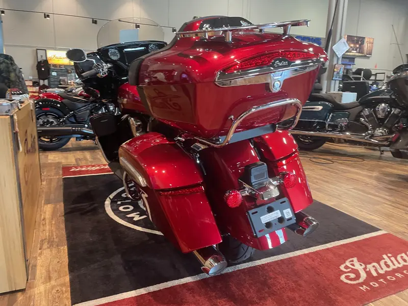 2026 Indian Motorcycle ROADMASTER PP LT 112 - SUNSET RED MTLLC thumbnail 4