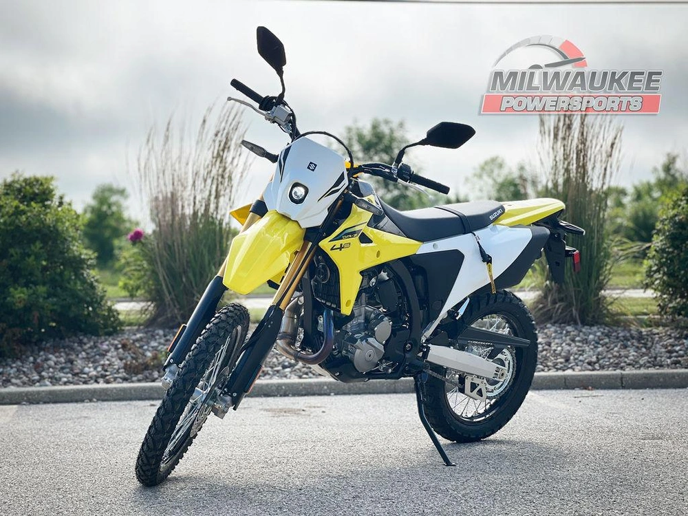 2025 Suzuki Dr-z4s alt