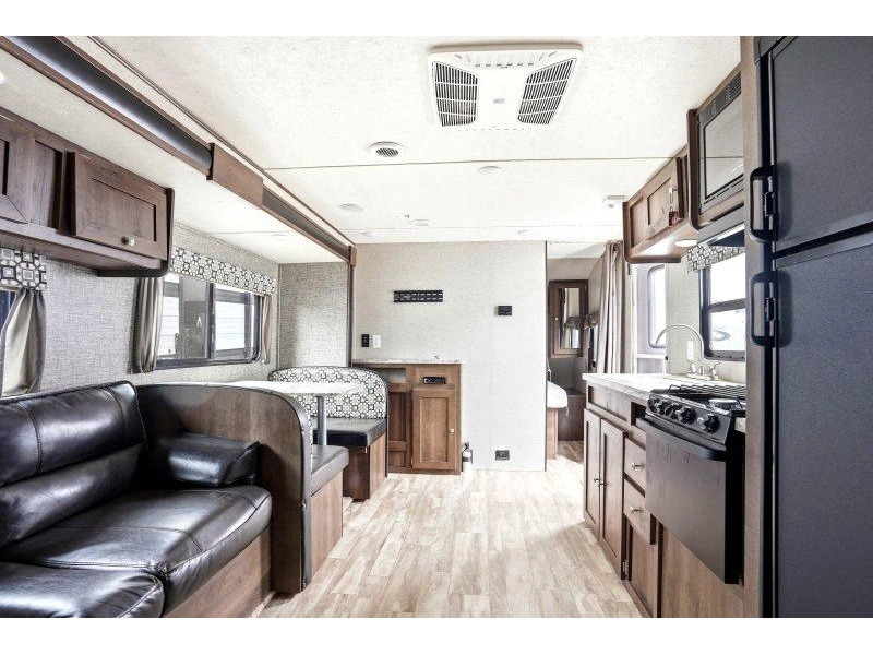 2019 Shasta Oasis 26db alt
