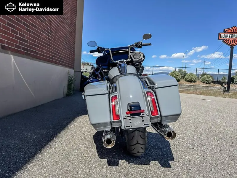 2026 Harley-Davidson FLTRX - Road Glide® thumbnail 5