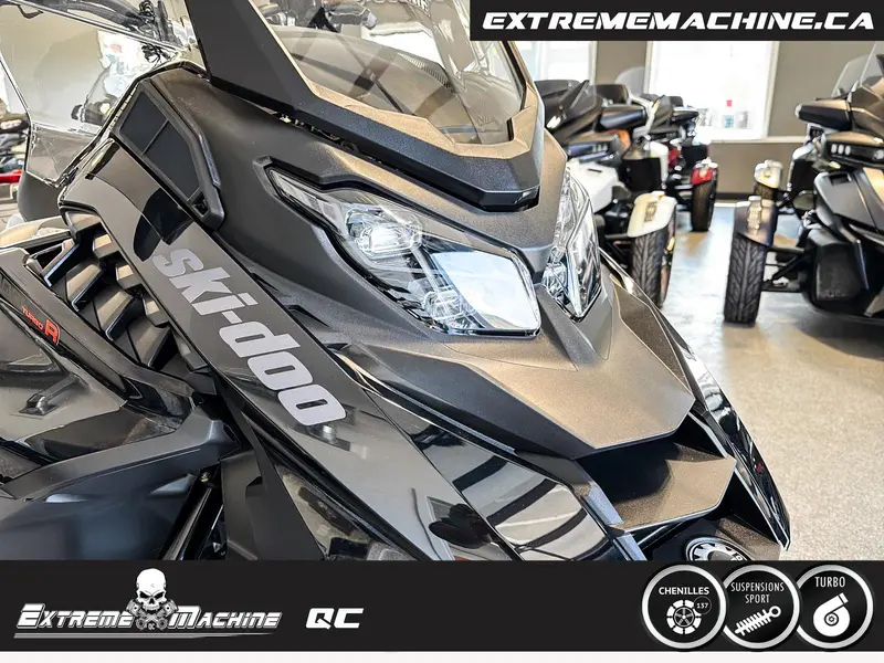 SKIDOO SKI DOO RENEGADE X 900 ACE TURBO R IMPECCABLE!!! 2025