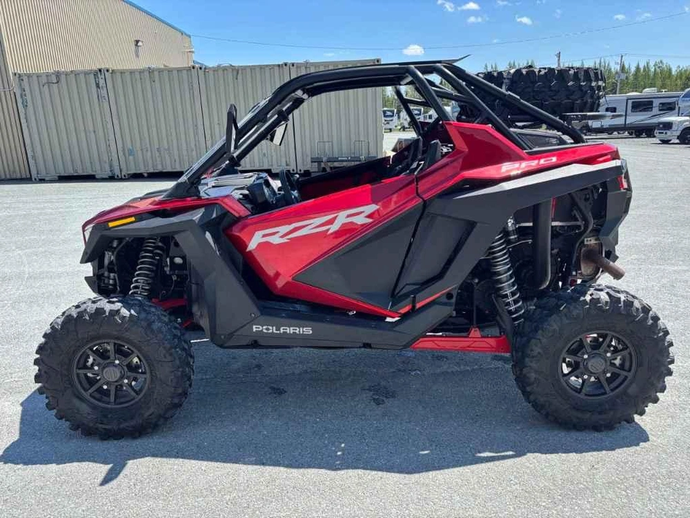 Polaris Rzr Pro Xp Premium 2022 alt