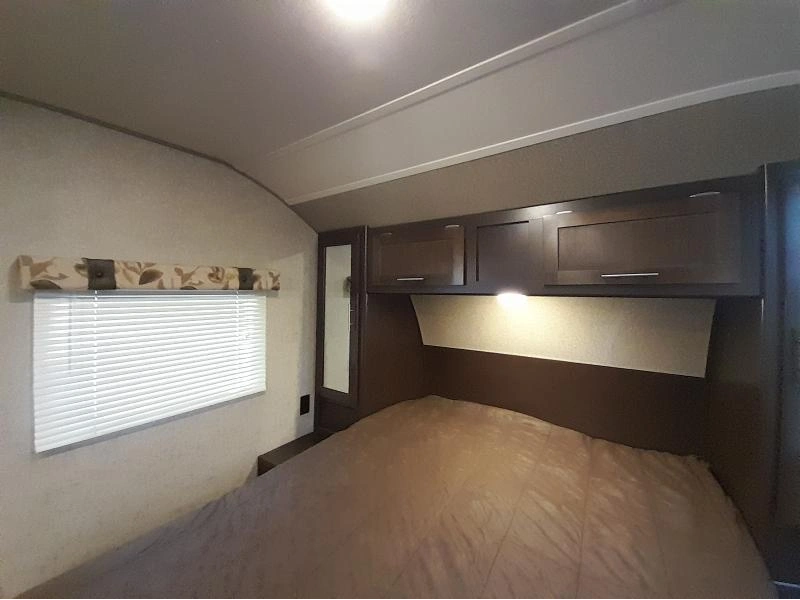 Forest River Cherokee Grey Wolf 26cks 2017 alt